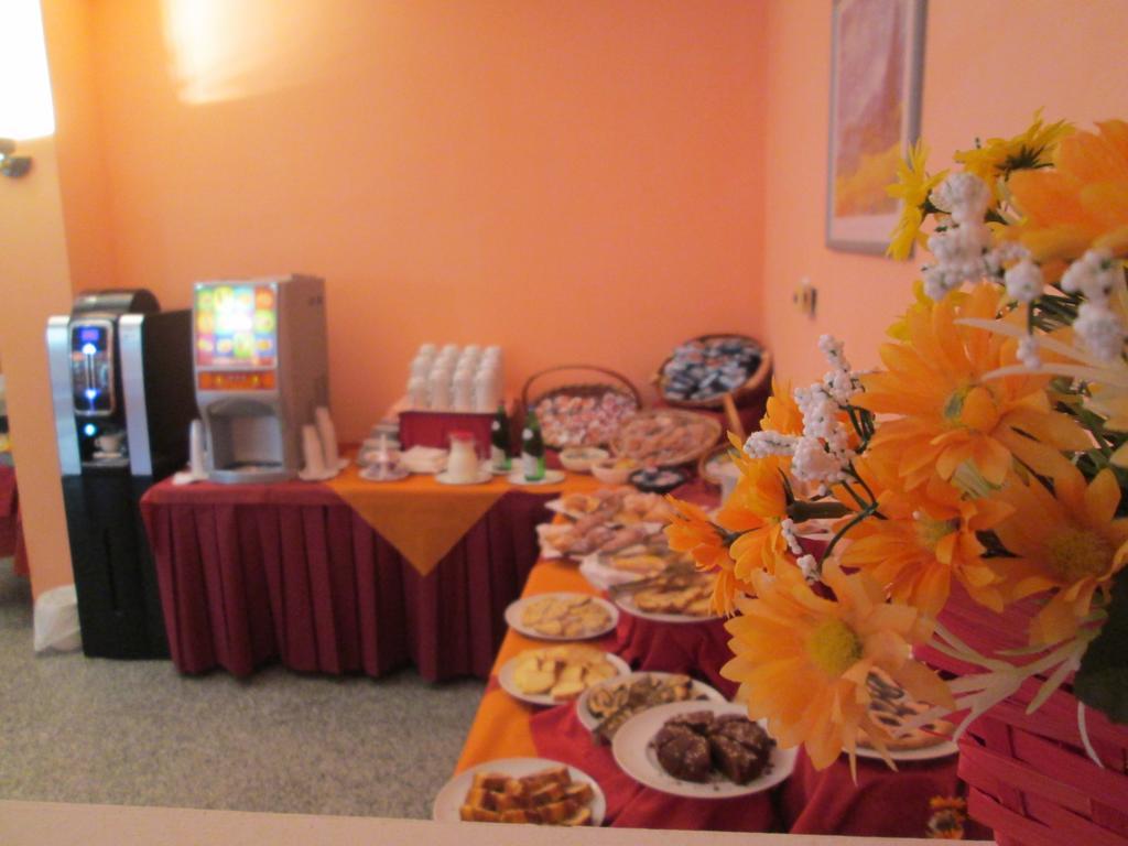 Hotel Solemar Riccione Exterior foto